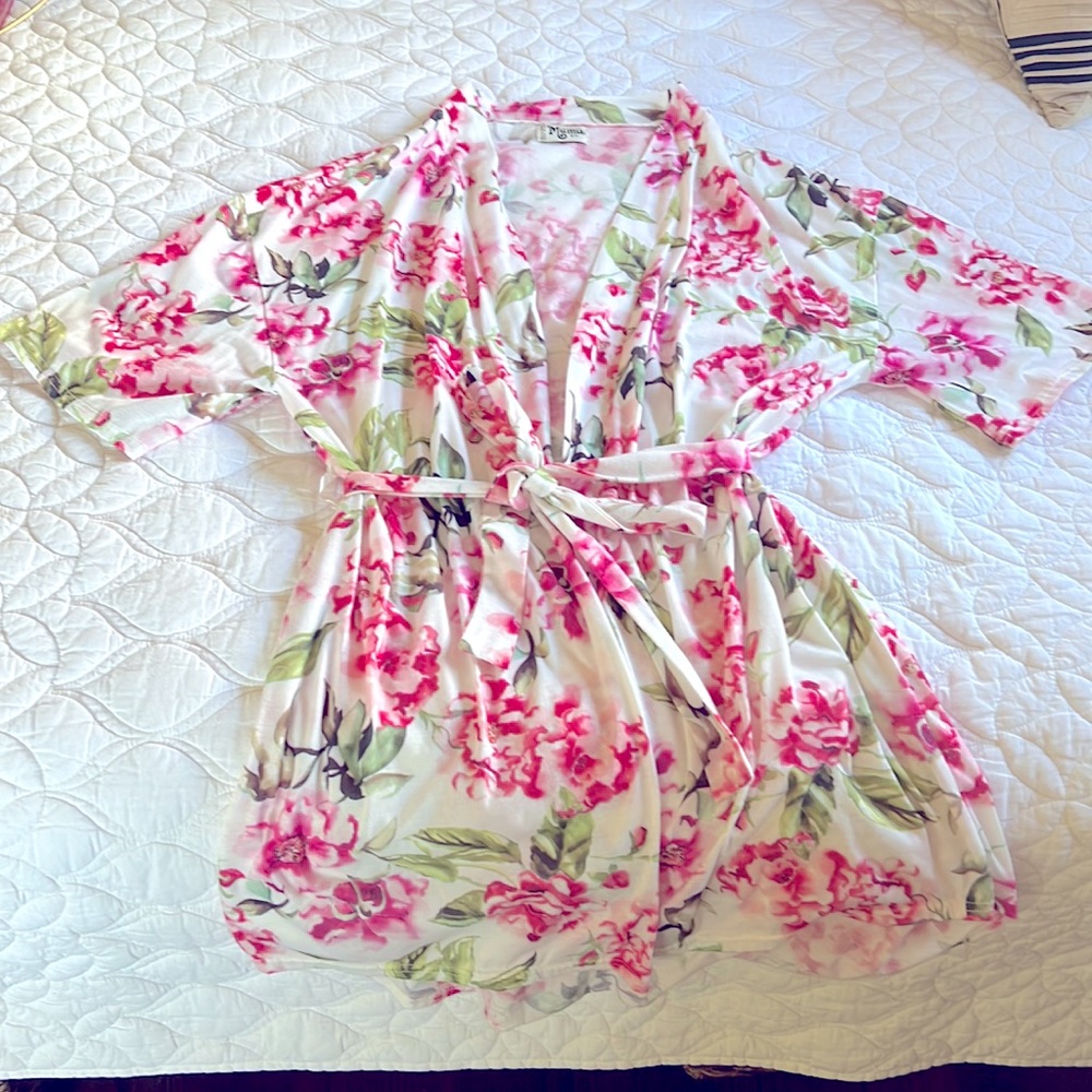 Show Me Your MuMu Floral Robe